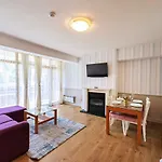 Mountain View Lejlighedshotel 3*