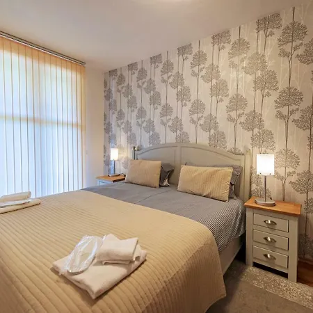 アパートホテル Mountain View バンスコ