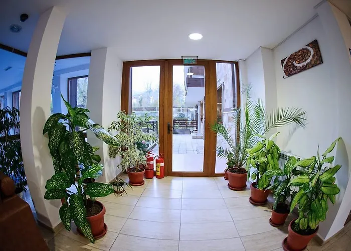 Mountain View 아파트호텔 반스코