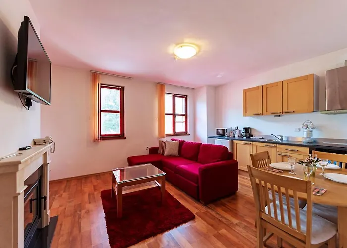 Mountain View 아파트호텔 반스코